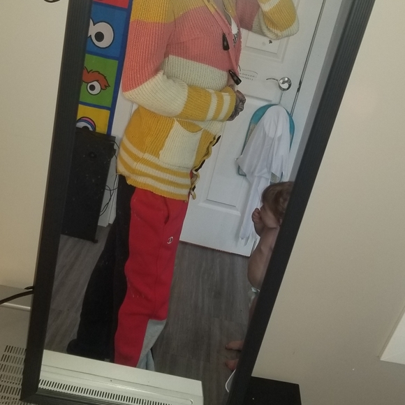 Cable and gauge sweater - Picture 3 of 8